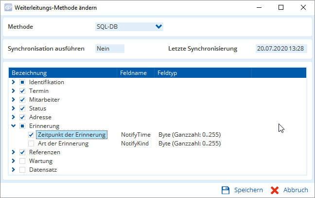Jemand passt in der Software Einstellungen für Datenbankmethoden an, prüft Felder und sichert die Arbeit oder verwirft Änderungen.